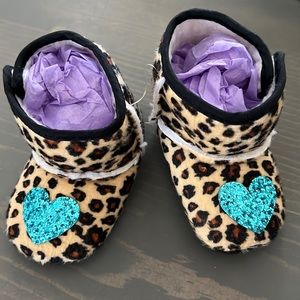 Leopard fuchsia glitter heart faux UGGs, 12 to 18 months. Brand new.  Adorable!